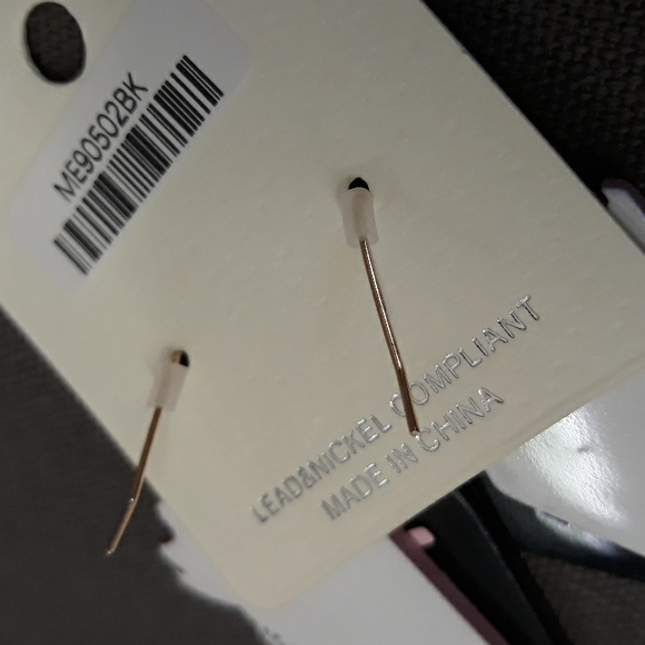 Dracula Coffin Dangle Earrings - Picture 6 of 8